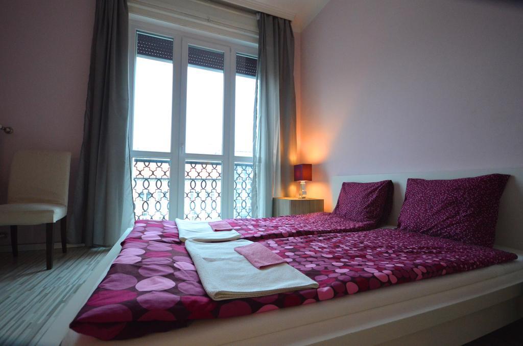 Pulse Jackquaters Apartment Budapest Room photo